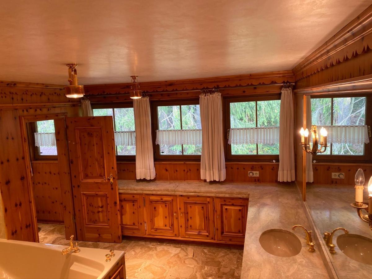 Ferienhaus Schwarzwald-villa Mit Indoor-pool *